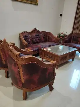 Kursi jati antik
