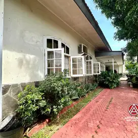 Rumah Mewah di Kawasan Mega Cinere Dekat Dengan Jalanan Besar