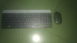 Keyboard Logitech MK470 plus Mouse (combo)