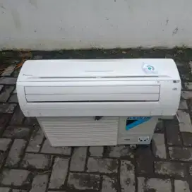 Jual AC bekas terbaru dan terlengkap 1/2 PK sampai 2 PK