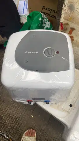 Water heater Ariston
