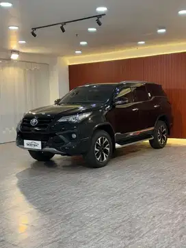 Toyota Fortuner VRZ TRD 2.4 Diesel AT Tahun 2019