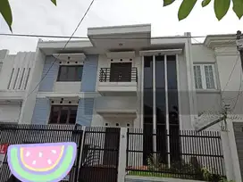 Dijual rumah 2lt jl Niaga hijau Pondok Indah Jakarta Selatan