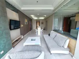 APARTEMEN THE PEAK SUDIRMAN MID FLOOR FURNISHED MURAH