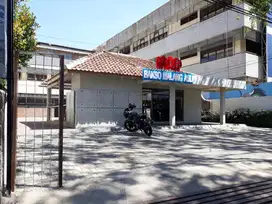Dijual rumah komersil jalan gatot subroto