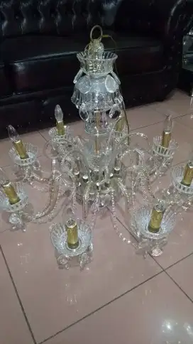 Lampu gantung kristal