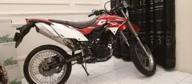 Kawasaki D-Tracker 2022