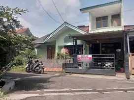 Dijual rumah di komplek pondok mutiara jl Pesantren, Cibabat, Cimahi