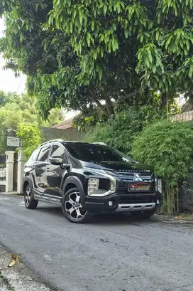 ALL NEW XPANDER CROSS premium package Automatic
Th : 2022 ,plat AD