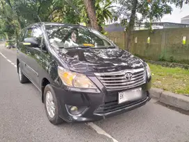 toyota innova G MT 2012 bensin