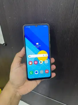 Samsung a05 4/64