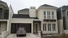 DISEWAKAN RUMAH ROYAL RESIDENCE NON FURNISH LOKASI STRATEGIS SIAP HUNI