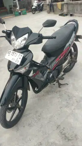 Supra x 125 th 2009 siap pakai ex orang tua