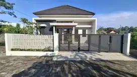 RUMAH BARU SIAP HUNI DEKAT PASAR JANGKANG DI NGEMPLAK