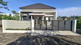 Rumah Modern Tanah Luas Siap Huni,Dekat Pasar Jangkang