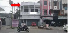 Disewakan ruko lebar 9 M panjang 25 M di Jln Sam Ratulangi Ranotana