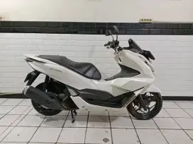 Pcx 160 non abs tahuh 2021 lengkap orisinil bagus mesin halus