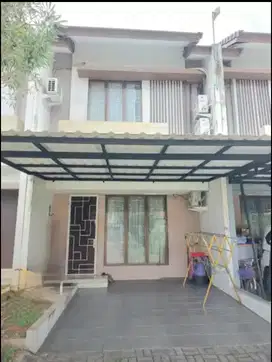 JUAL BU - CLUSTER VIOLA GRAHA RAYA - RMH 2LT FULL RENOV SEMI FURNISHED