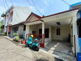 Rumah dalam cluster di Jatiasih deket Naga swalayan