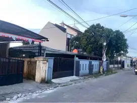 Jual rumah dengan tanah luas