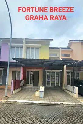 DI JUAL RUMAH DI FORTUNE BREEZE - Sudah Renov - Semi Furnished