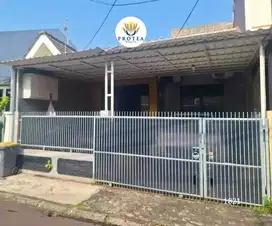 Jual Rumah RAPIH, SIAP HUNI Terawat di Kencana Loka BSD City Tangsel