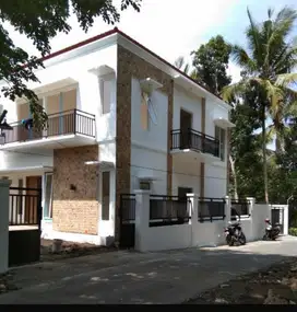 6 Menit Kampus UII Kaliurang, Dijual Rumah Jogja ; 2 Lantai
