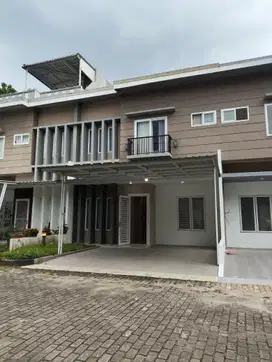 RUMAH VILLA 2 TINGKAT JAMIN GINTING