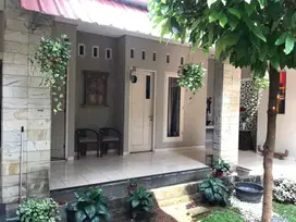 Rumah Asri & Siap Huni di Jl. Ratna, Jatikramat – Lokasi Strategis