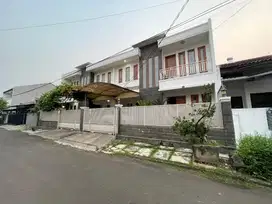 Dijual Rumah Kondisi Bagus Area Bintaro Sektor 2, Jakarta Selatan