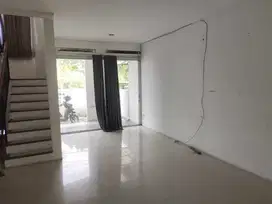 Rumah 2 Lantai Siap Huni di Cigadung Casturi Bandung