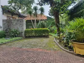DIJUAL RUMAH BESAR TANAH LUAS DI JL. RAYA LENTENG AGUNG