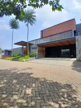 SUPER MURAH ! Rumah mewah private pool di southcity pondok cabe