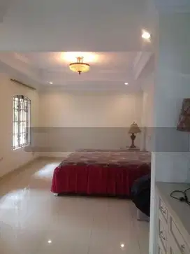 Dijual rumah 2 lt di Kebayoran Baru Jakarta Selatan
