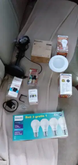 Di jual semua macam lampu untuk mobil,motor Baru dan murah