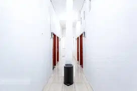 Kost dengan fasilitas kitchen set modern