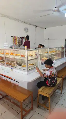 Dicari segera 1 orang  tukang masak untuk warteg