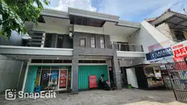 Dijual Toko Panjang Jiwo Strategis di Area Bisnis