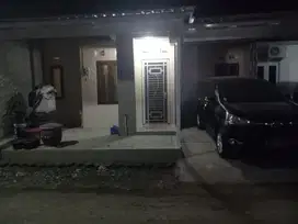 dijual rumah terawat langsung huni