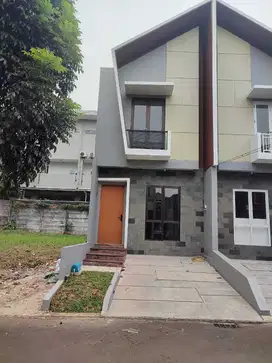Rumah baru 2 lantai di kencanaloka Extension BSD City