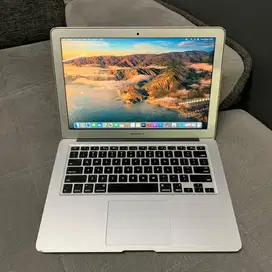 Macbook Air 2017 13 Inch RAM 8GB/128GB