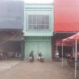 Dijual Ruko 2,5 Lantai Lahan Parkir Luas di Pamulang