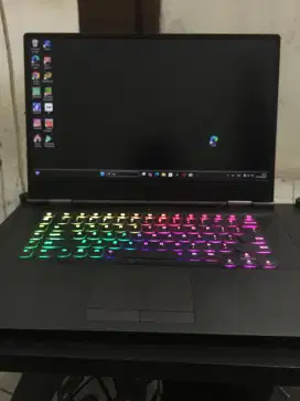 Laptop lenovo Y 740 Gamming spek Gahar Lenovo Y740 belinya 27jt th2020