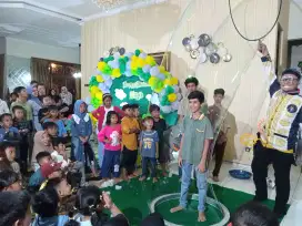 Sewa badut Probolinggo terbaik bersama Lianbadut paket lengkap dekor