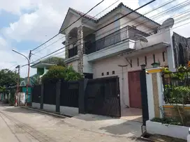 DIJUAL RUMAH MEWAH + KOLAM RENANG LEMABANG PALEMBANG