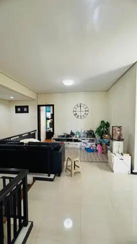 JUAL RUMAH KERTAJAYA INDAH REGENCY 2 LANTAI FULL FURNISH BAGUS SHM