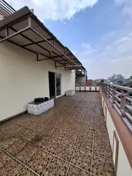 Kost- Kostan Tebet 4 Lantai Lokasi Strategis Semi Furnished