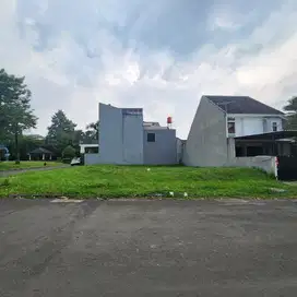 Kavling Hook Dijalan Boulevard Cluster Nusaloka Lingkungan Nyaman