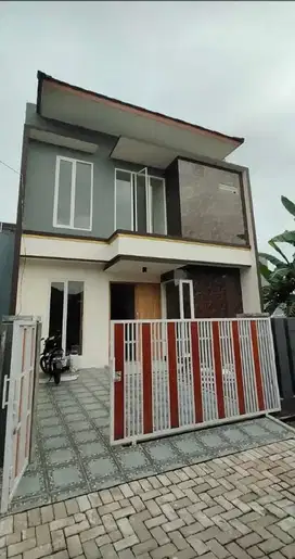 Rungkut asri baru gress carport 2 mobil