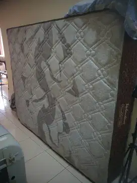 Kasur Springbed Serenity Quen Size